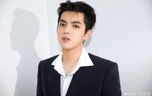 吃瓜娱乐圈男明星是谁啊,揭秘“吃瓜娱乐圈男明星”之谜