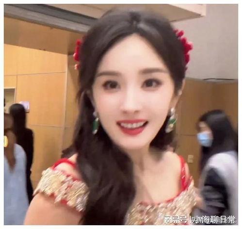 娱乐圈吃瓜爆料主播小说,揭秘吃瓜主播背后的秘密